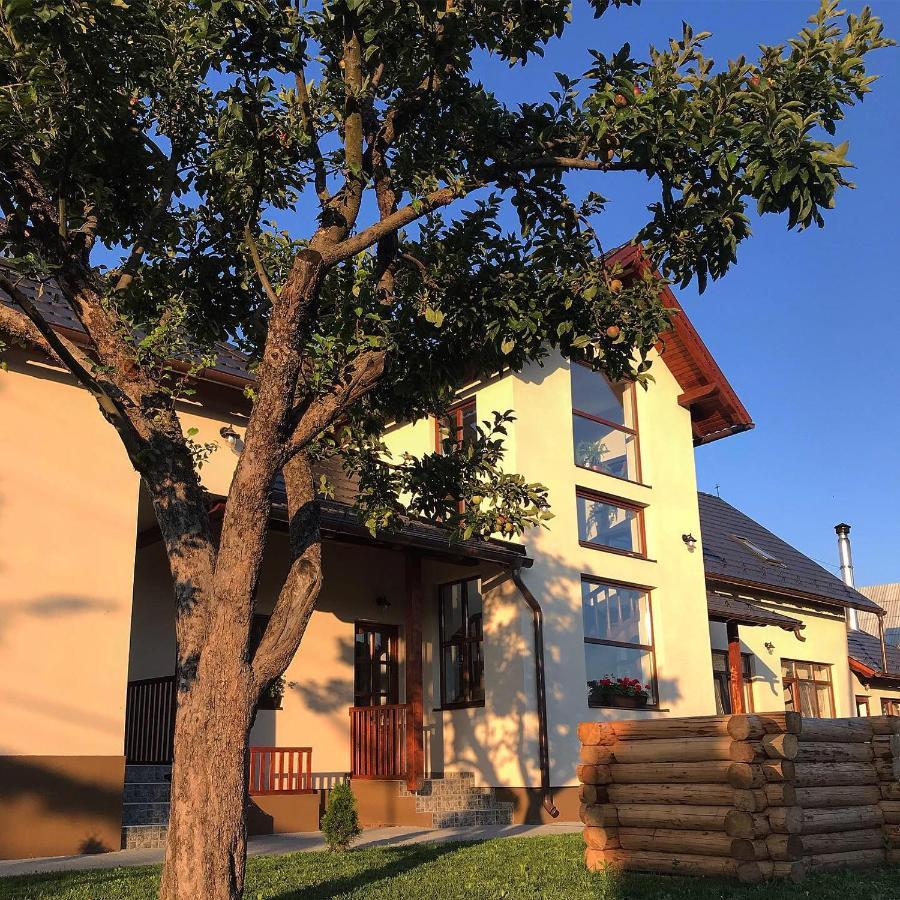 Bed and Breakfast Famives Vendeghaz Racul Exterior foto