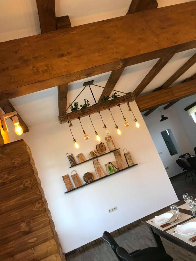 Bed and Breakfast Famives Vendeghaz Racul Exterior foto