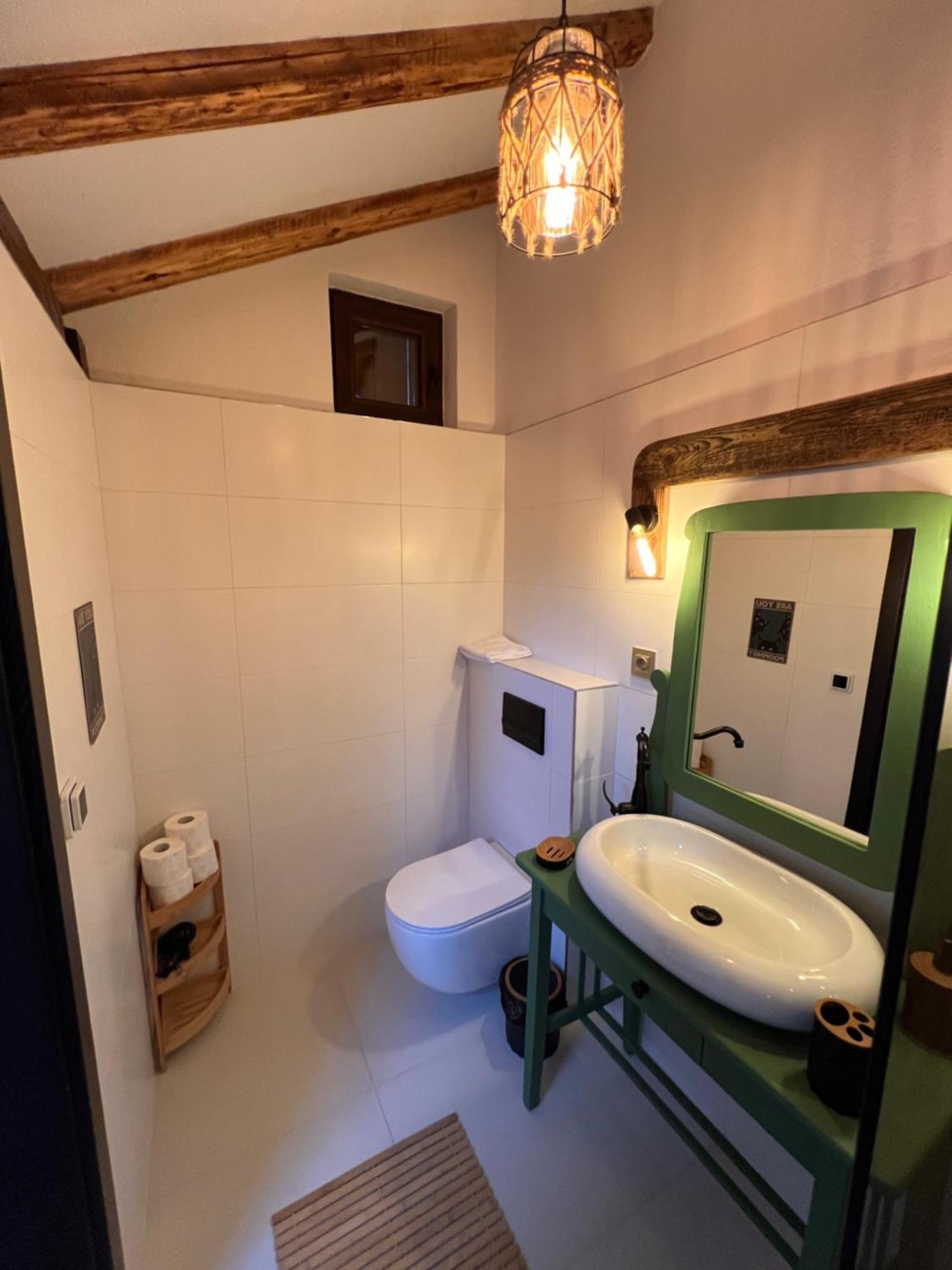 Bed and Breakfast Famives Vendeghaz Racul Exterior foto
